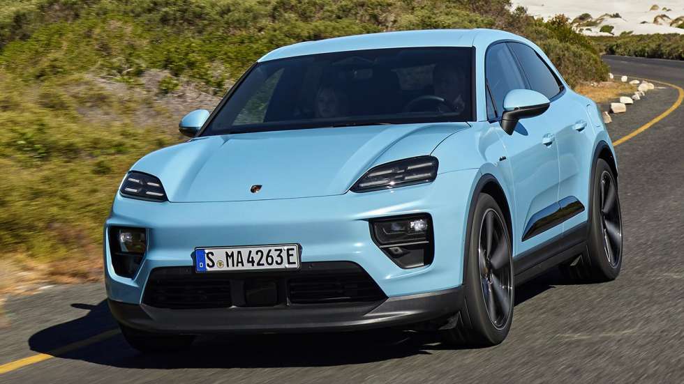 Νέα πισωκίνητη Porsche Macan με 340 άλογα και Macan 4S με 448 ίππους